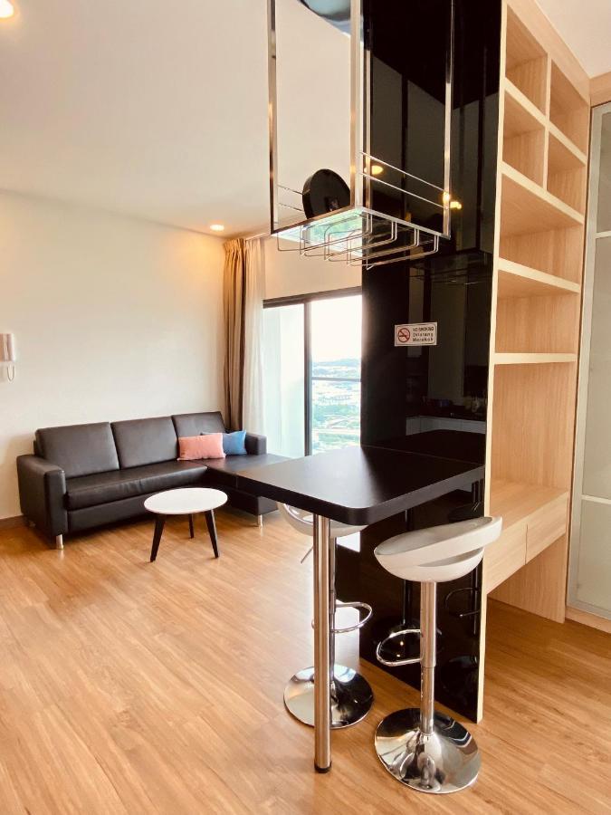 Dream Suite 2 - Landmark Residence 1, High Floor, Nice View, Wi-Fi & Tv Box Kajang Bagian luar foto