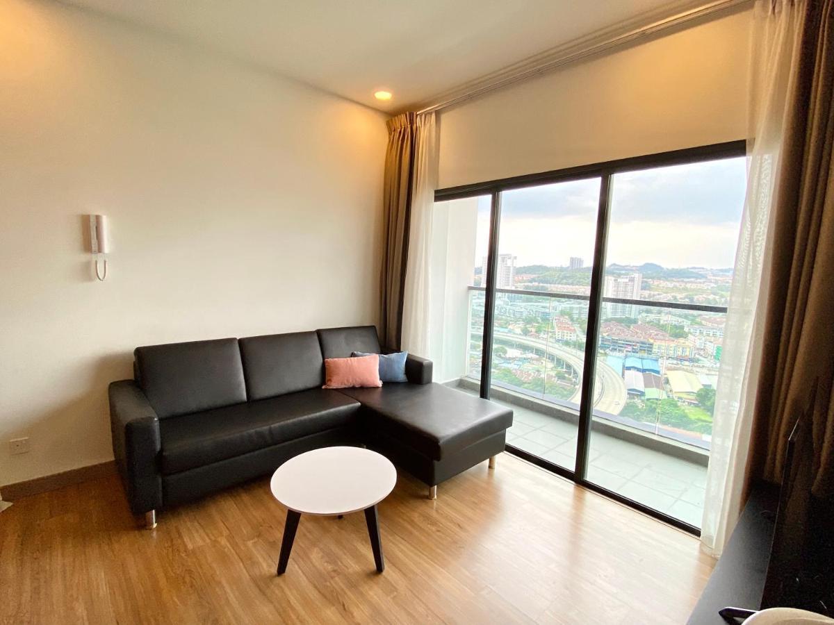 Dream Suite 2 - Landmark Residence 1, High Floor, Nice View, Wi-Fi & Tv Box Kajang Bagian luar foto